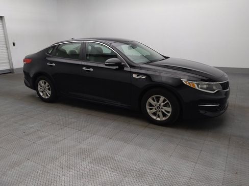 Used 2018 Kia Optima LX FWD image 11