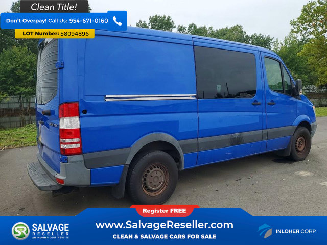 Used 2011 Freightliner Sprinter 2500 RWD image 4