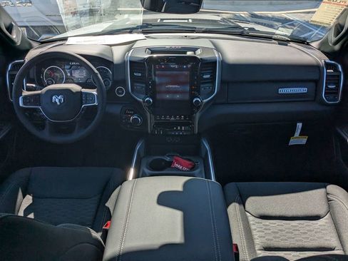 New 2026 RAM 1500 Big Horn AWD/4WD image 15
