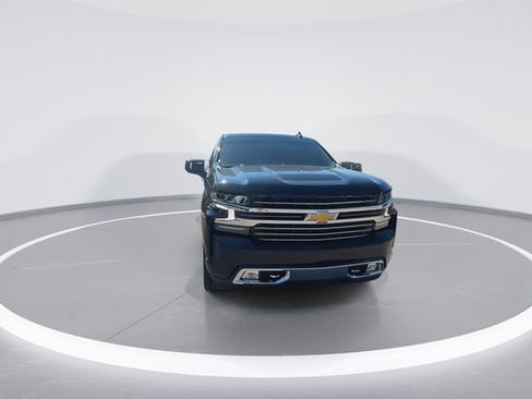 Used 2022 Chevrolet Silverado 1500 High Country image 3