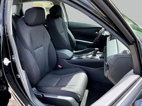 Used 2024 Honda Accord EX image 9