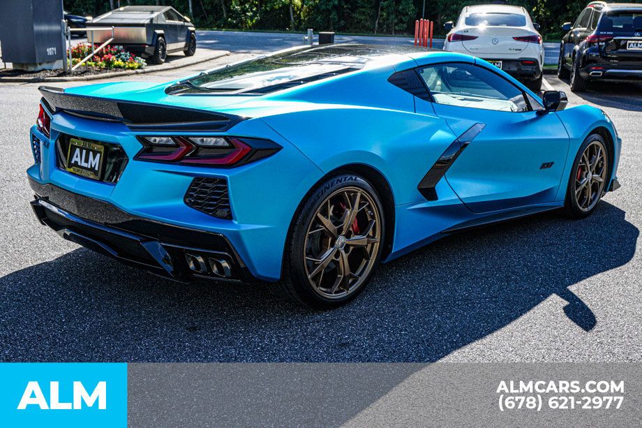 Used 2021 Chevrolet Corvette Stingray Coupe w/ Engine Appearance Package RWD image 5