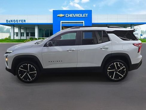 New 2026 Chevrolet Equinox RS w/ Convenience Package III FWD image 11
