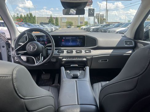 Certified 2024 Mercedes-Benz GLE 450 4MATIC w/ AMG Line Exterior image 30