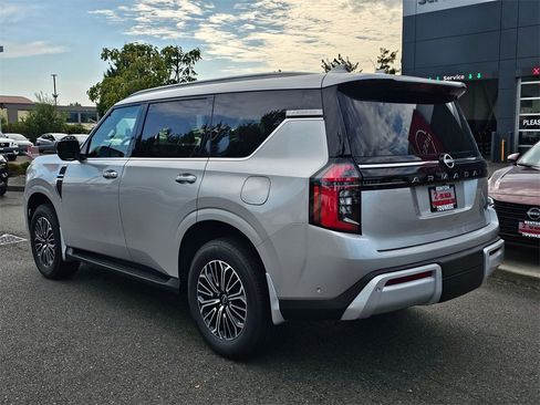 New 2026 Nissan Armada SL image 5