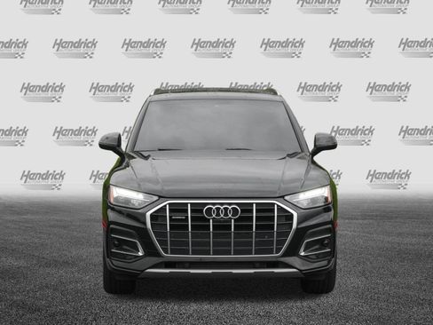 Used 2023 Audi Q5 2.0T Premium Plus w/ Premium Plus Package AWD/4WD image 3