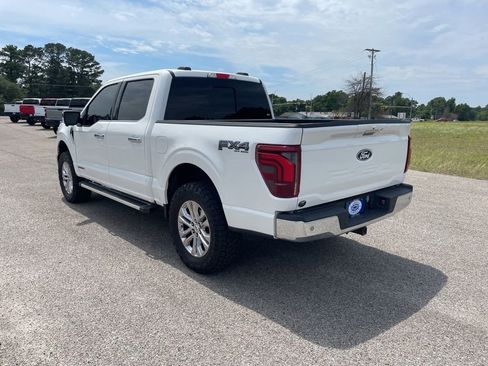 Used 2024 Ford F150 Lariat w/ FX4 Off-Road Package AWD/4WD image 3