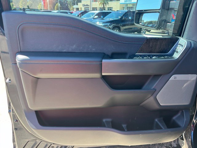 Used 2024 Ford F250 Lariat w/ Chrome Package AWD/4WD image 11