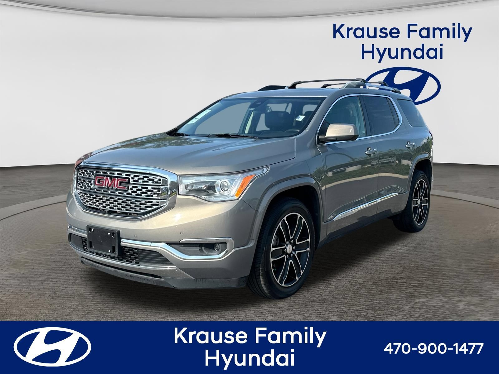 Used 2019 GMC Acadia Denali w/ Technology Package AWD/4WD image 3