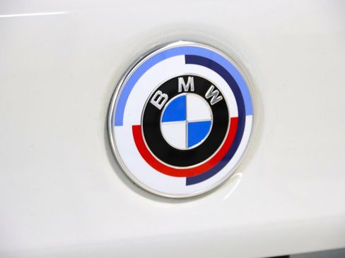 Used 2023 BMW M5 w/ Executive Package image 13