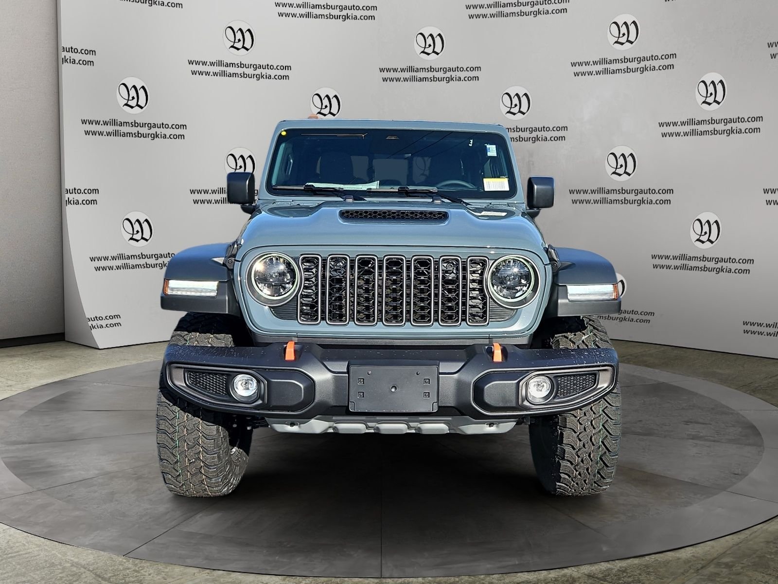 New 2026 Jeep Gladiator Mojave w/ Safety Group AWD/4WD image 8