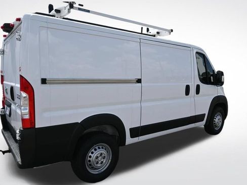 Used 2023 RAM ProMaster 2500 FWD image 16