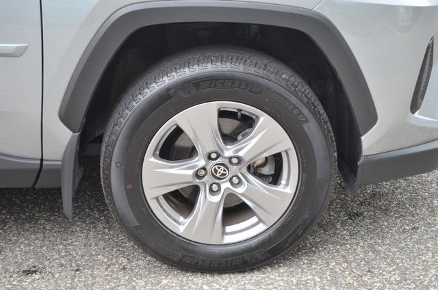 Used 2024 Toyota RAV4 XLE w/ Convenience Package AWD/4WD image 10