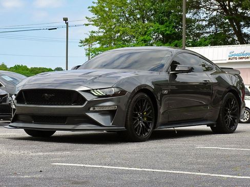Used 2019 Ford Mustang GT Premium w/ GT Performance Package RWD image 5