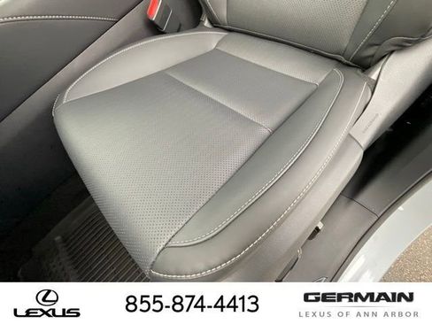 New 2026 Lexus RX 450h AWD image 22