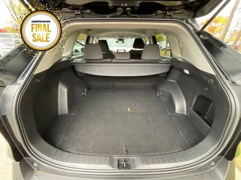 Used 2023 Toyota RAV4 XLE image 20