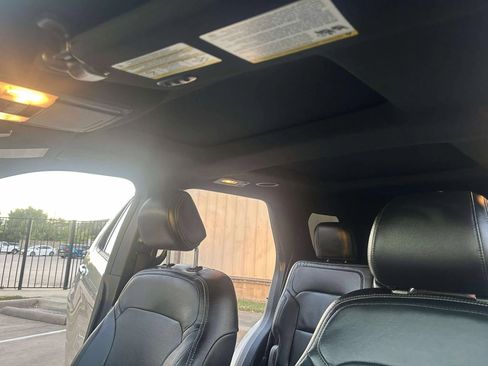 Used 2017 Ford Explorer Limited w/ Equipment Group 301A image 22