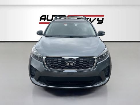 Used 2019 Kia Sorento S FWD image 2