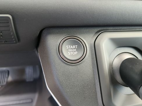 New 2025 Land Rover Defender 110 S image 30