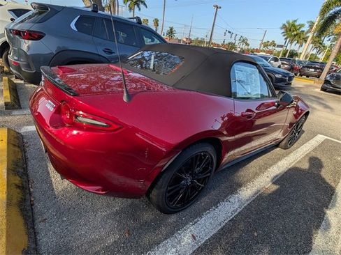New 2025 MAZDA MX-5 Miata Club image 12