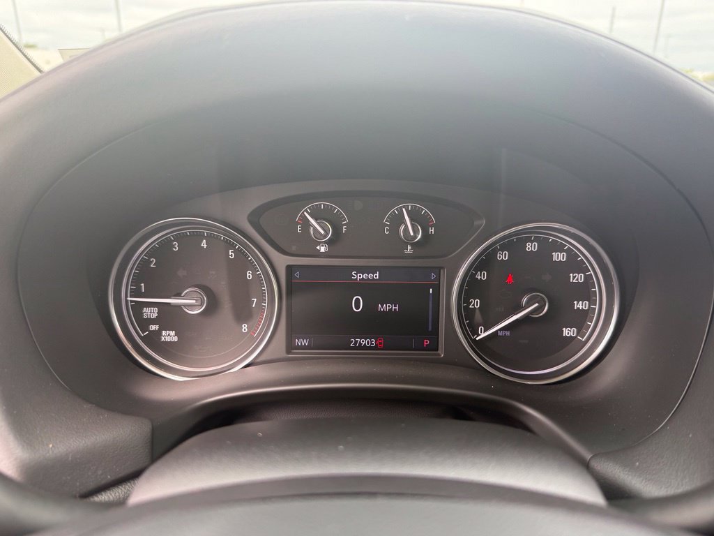 Used 2023 Buick Enclave Essence AWD/4WD image 22