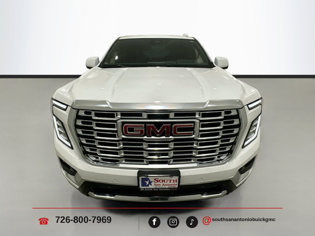 New 2026 GMC Yukon Denali w/ Denali Reserve Package AWD/4WD image 2