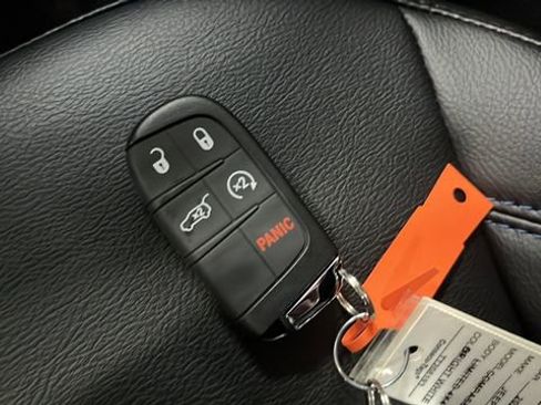 New 2026 Jeep Compass Limited image 32