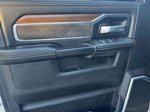 Used 2022 RAM 2500 Laramie image 35