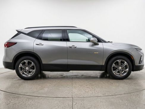 Used 2025 Chevrolet Blazer LT image 11