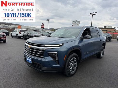 New 2026 Chevrolet Traverse LT w/ LPO, Floor Liner Package image 1