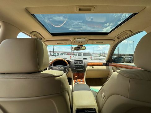Used 2004 Lexus LS 430 w/ Premium Pkg RWD image 27