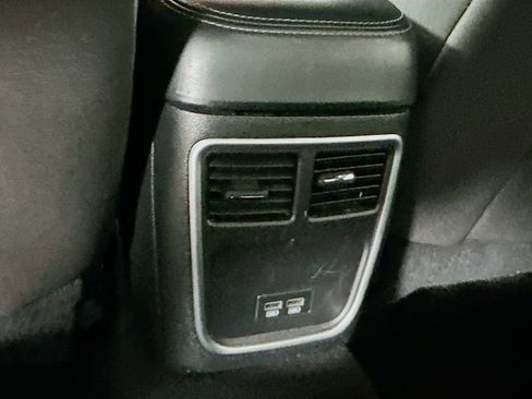 Certified 2023 Dodge Charger SXT image 34