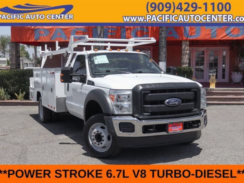 Used 2016 Ford F550 2WD Regular Cab Super Duty image 1