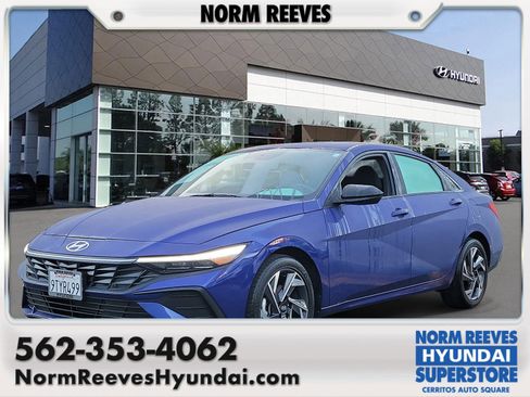 Certified 2025 Hyundai Elantra Sport w/ Cargo Package image 1