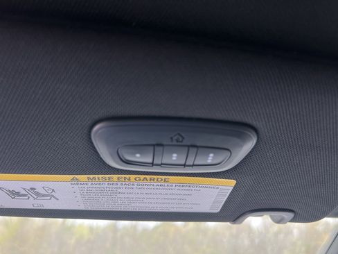 Used 2019 Chrysler Pacifica Touring Plus w/ S Appearance Package image 18