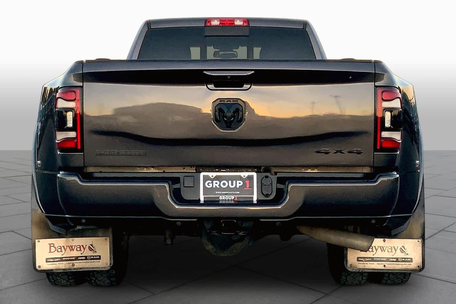Used 2022 RAM 3500 Laramie w/ Night Edition AWD/4WD image 5