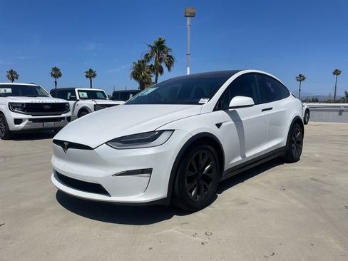 Used 2023 Tesla Model X AWD/4WD image 5
