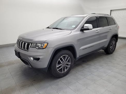 Used 2019 Jeep Grand Cherokee Limited image 2