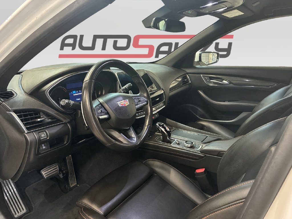 Used 2024 Cadillac CT5 Sport RWD image 10