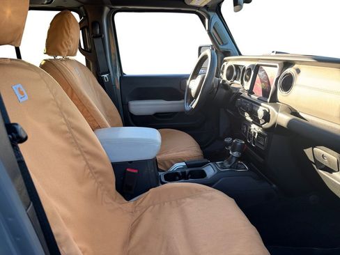 Used 2022 Jeep Gladiator Overland image 18