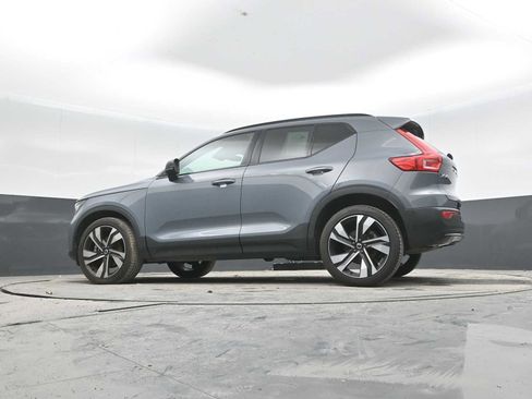 Used 2023 Volvo XC40 B5 Plus w/ Driver Assist Package AWD/4WD image 24