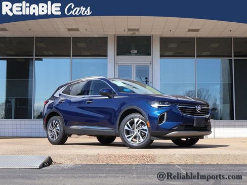 Used 2023 Buick Envision Essence image 2