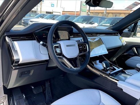 New 2026 Land Rover Range Rover Sport SE AWD/4WD image 10