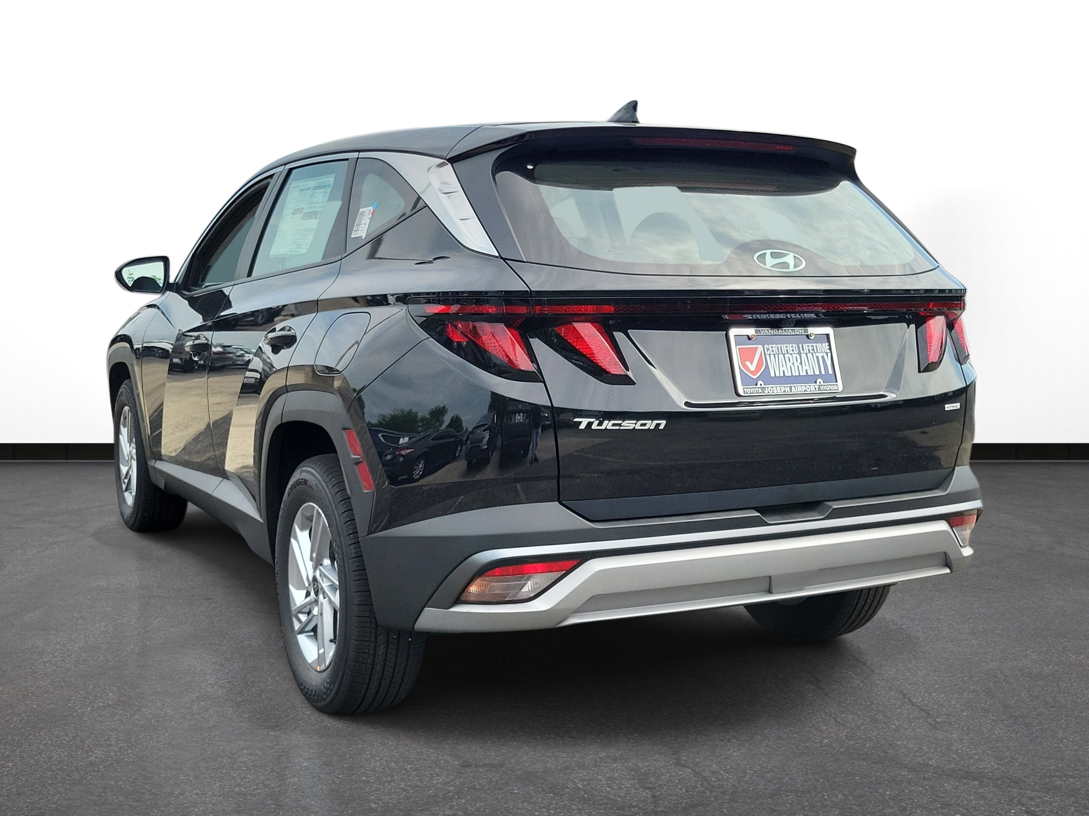 New 2026 Hyundai Tucson SE AWD/4WD image 3
