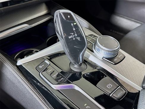 Used 2018 BMW 530i image 15