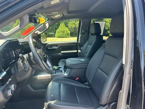Used 2022 GMC Sierra 1500 SLT AWD/4WD image 12