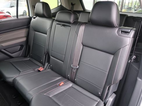 Used 2022 Volkswagen Atlas SE image 21