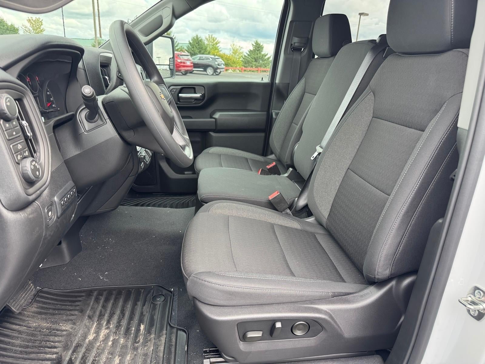 New 2026 Chevrolet Silverado 2500 Custom w/ Custom Convenience Package AWD/4WD image 5