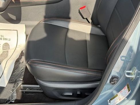 Used 2024 Nissan Sentra SR w/ SR Premium Package FWD image 18
