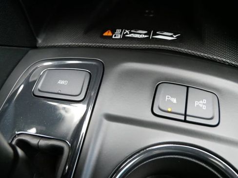 Certified 2023 Chevrolet Equinox Premier image 19